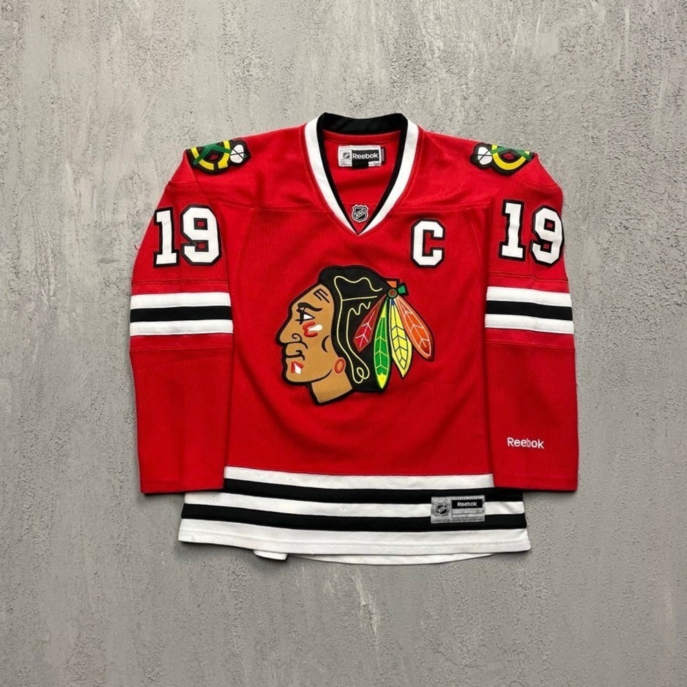 Jonathan Toews Chicago Blackhawks Hockey Jersey Womens Medium Red Reebok